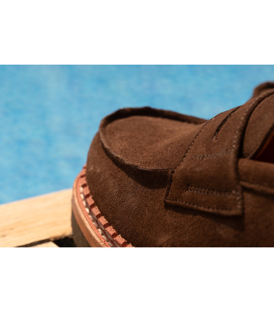 Mocassin 15016 Homme en Cuir Suède Chocolat – Goodyear – HERITAGE FARMER