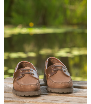 Mocassin style bateau en cuir pleine fleur marron – Louis V | Héritage Farmer. Indemodable